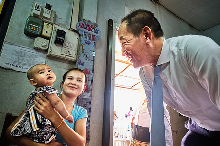 Dr Takeshi Kasai, WHO Regional Director for the Western Pacific visits the Khoksivilay Health Center in Xaithany District. Note: Title reflects the respective position of the subject at the time the photo was taken.