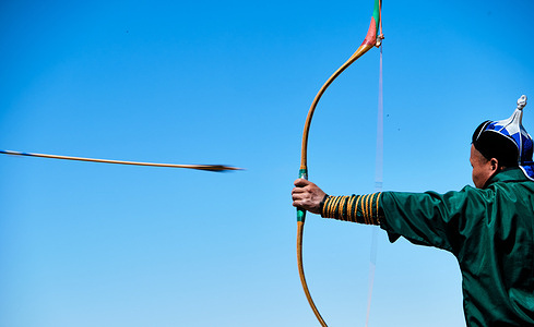 A Mongolian archer.