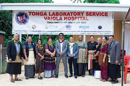 Tonga Ministry of Health's Chief Executive Officer Dr Siale 'Akau'ola (leftmost), High Commissioner of India to Fiji, Kiribati, Tonga and Tuvalu P.S. Karthigeyan (5th from left), UN Resident Coordinator to Fiji, Solomon Islands, Tonga, Tuvalu and Vanuatu Sanaka Samarasinha (6th from left), and other guests during the opening of the new laboratory in Vaiola Hospital, Tonga. The laboratory was established by the Ministry of Health with support from WHO and funding from the Government of India via the United Nations Office for South-South Cooperation (UNOSSC).   Read more: https://www.who.int/tonga/news/detail/08-12-2022-tonga-launches-new-laboratory-to-test-for-covid-19-and-other-diseases Note: Title reflects the respective position of the subject at the time the photo was taken.