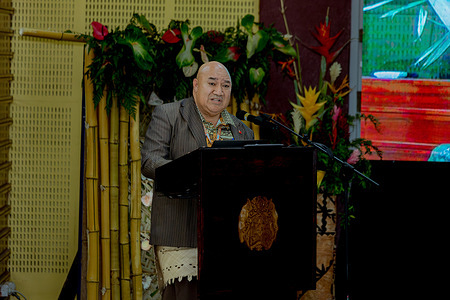 During the closing ceremony of the 15th Pacific Health Ministers Meeting (PHMM), Honourable Dr Saia Ma’u Piukala, Health Minister of Tonga & Chair of 15th PHMM, delivers the closing address. The 15th PHMM brought together health leaders from across the Pacific, hosted by the Government of the Kingdom of Tonga, with support from WHO and the Pacific Community (SPC).    Read more: https://www.who.int/westernpacific/about/how-we-work/pacific-support/news/detail/22-09-2023-pacific-health-leaders-commit-to-action-to-tackle-emerging-and-persistent-challenges https://www.who.int/westernpacific/about/how-we-work/pacific-support/pacific-health-ministers-meetings Note: Title reflects the respective position of the subject at the time the photo was taken.